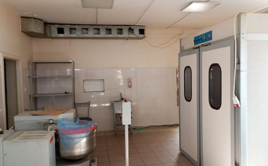 Помещение свободного назначения на выезде из Ижевска 178м² фото