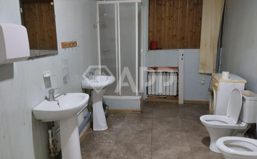 Сдаю 400 м² на высоком трафике! фото