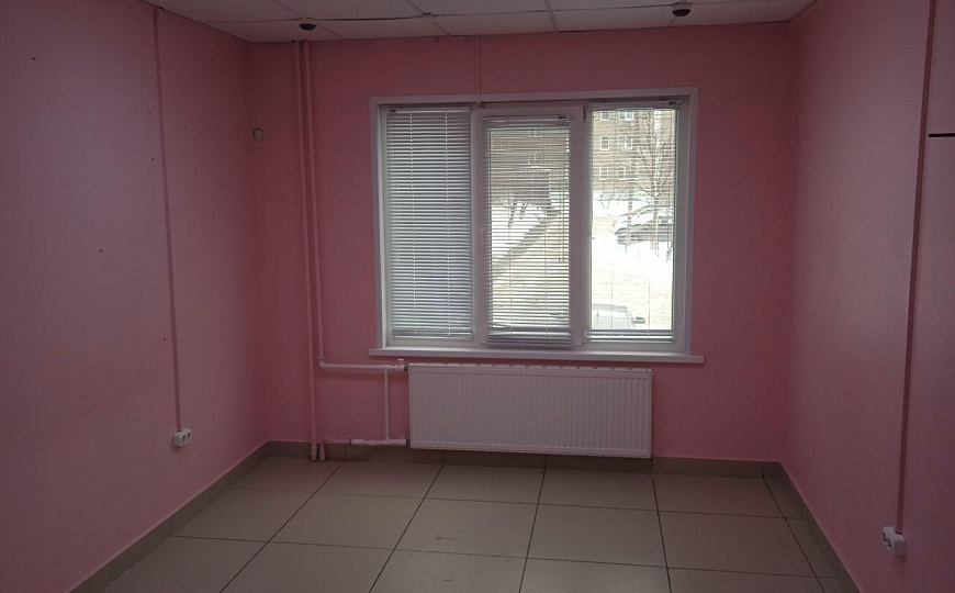 Помещение свободного назначения 120м² на пересечении Пушкинской и Холмогорова фото