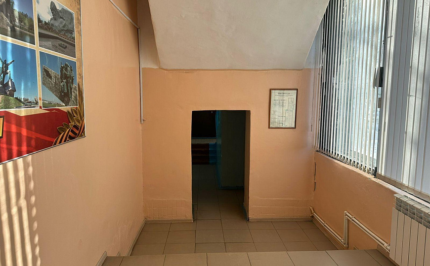 Сдаются помещения 76,2 м² и 63 м²  фото