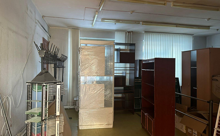 Сдаются помещения 76,2 м² и 63 м²  фото