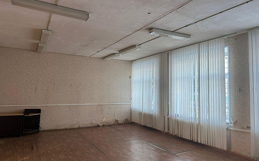 Сдаются помещения 76,2 м² и 63 м²  фото