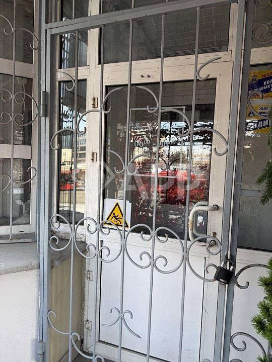 Помещение на трафике, первая линия, 98м² фото