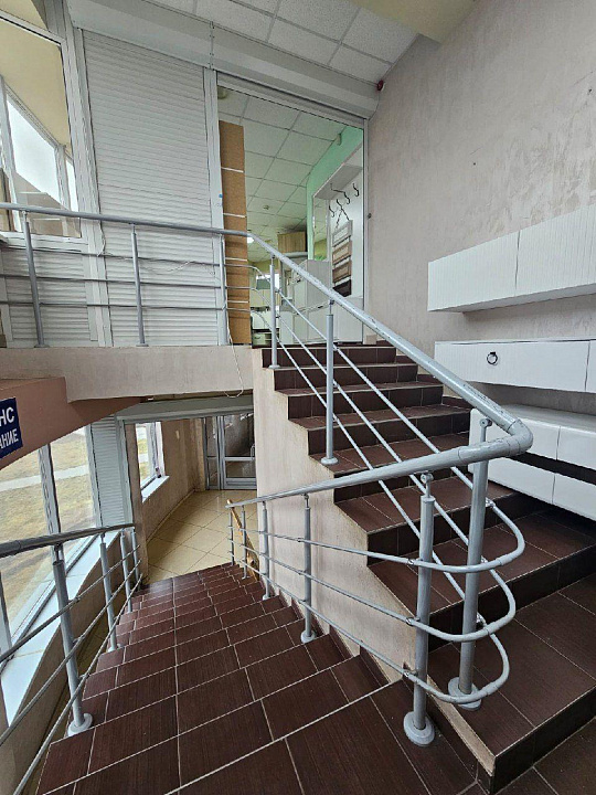 Сдам помещение свободного назначения, 275 м² фото