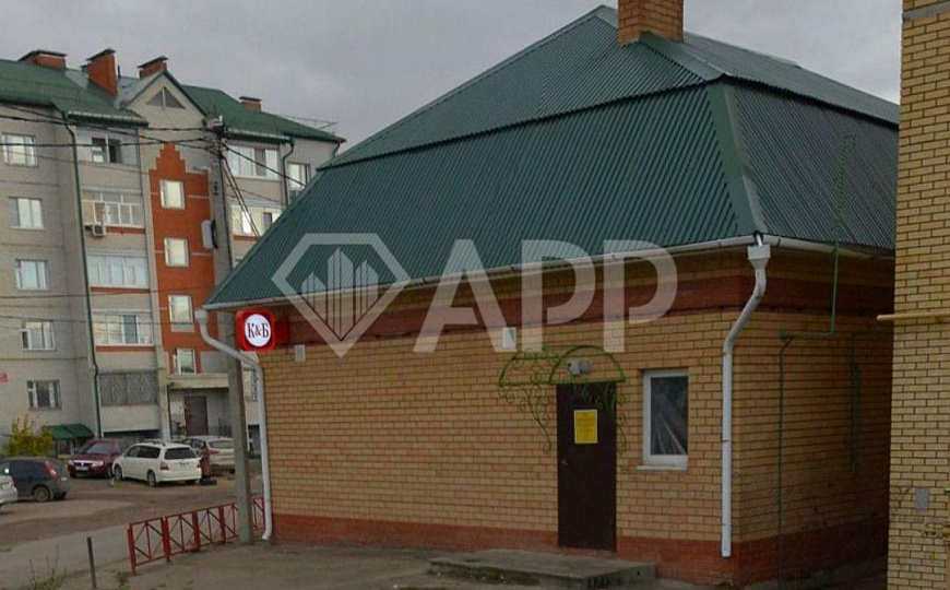 Продам здание с участком фото