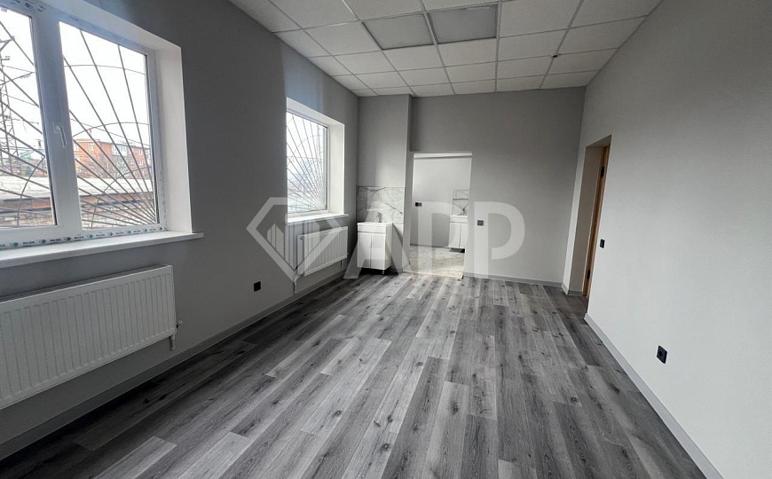 Сдам офисное помещение,  38.5 м², 26.1 м², 11.5 м² фото