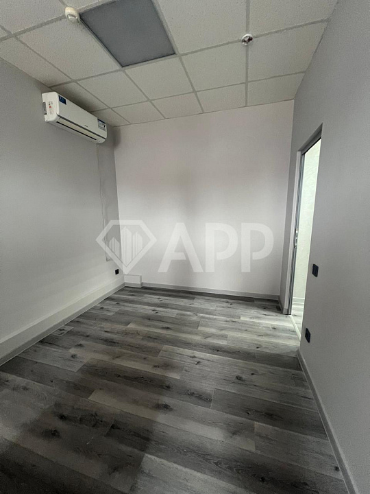 Сдам офисное помещение,  38.5 м², 26.1 м², 11.5 м² фото
