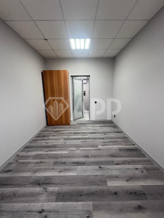 Сдам офисное помещение,  38.5 м², 26.1 м², 11.5 м² фото