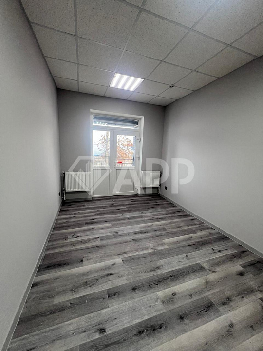 Сдам офисное помещение,  38.5 м², 26.1 м², 11.5 м² фото