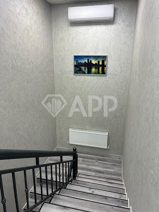 Сдам офисное помещение,  38.5 м², 26.1 м², 11.5 м² фото