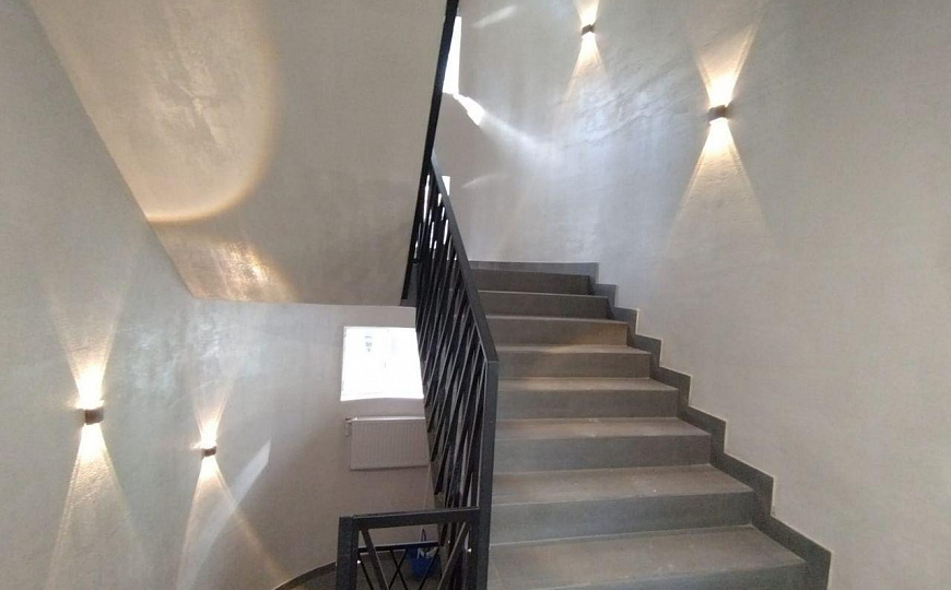 Здание 653,4м² Земельный участок 5 соток фото