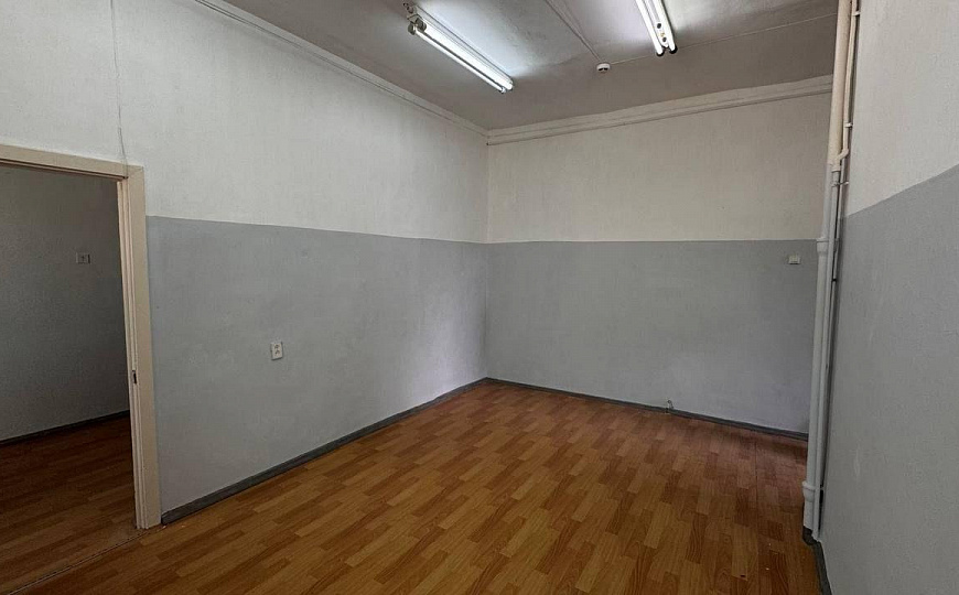 Здание 1100 квм фото