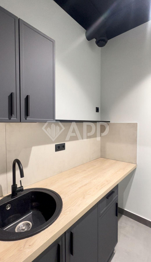 Офисы премиального класса, от 5 до 100 м² фото