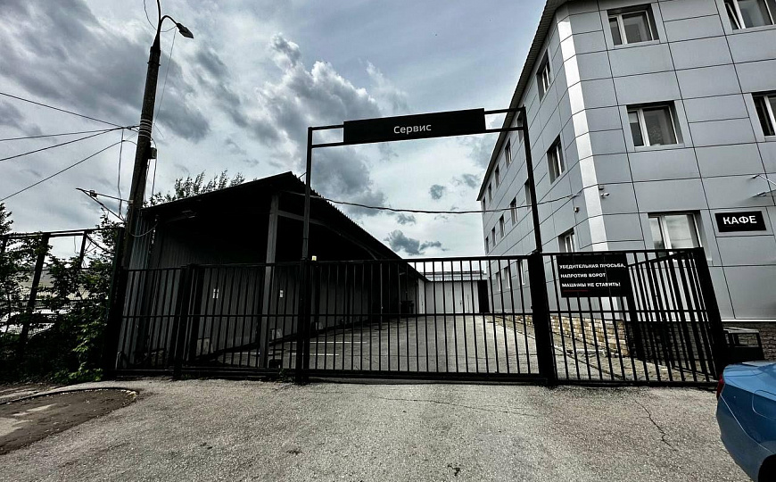 Продажа автосалона 2700 м2 на первой линии ул.Мирной фото