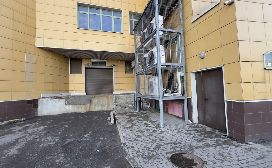 Сдам бизнес-центр/офисный центр, 800 м² фото