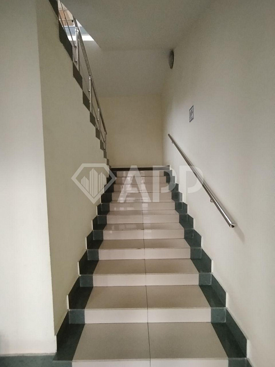 Сдам офисное помещение, 610 м² фото