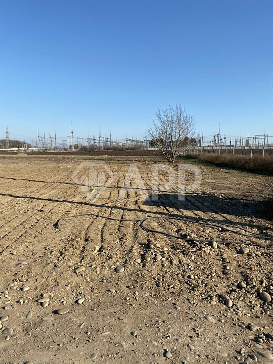 Продам земельный участок, 1,7 гектар фото