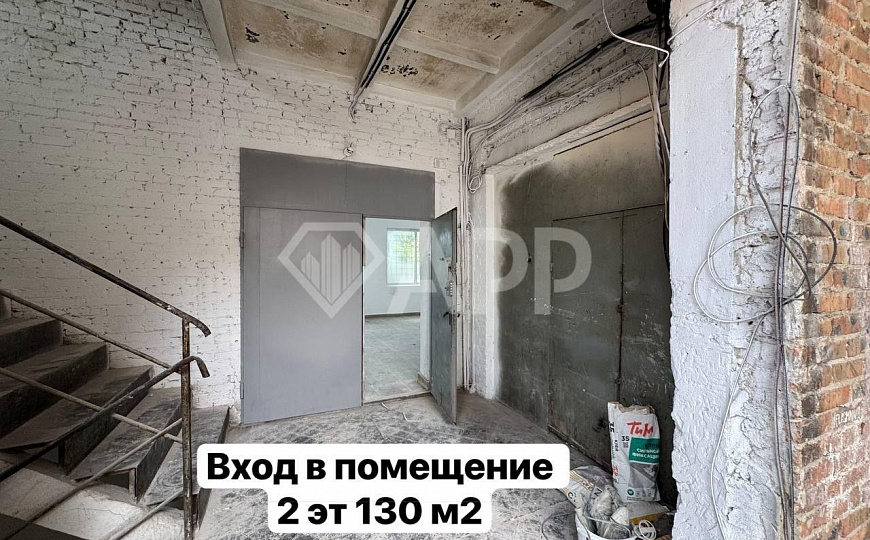 Офис/склад/подьемник/парковка/центр/возможно увеличение площади фото