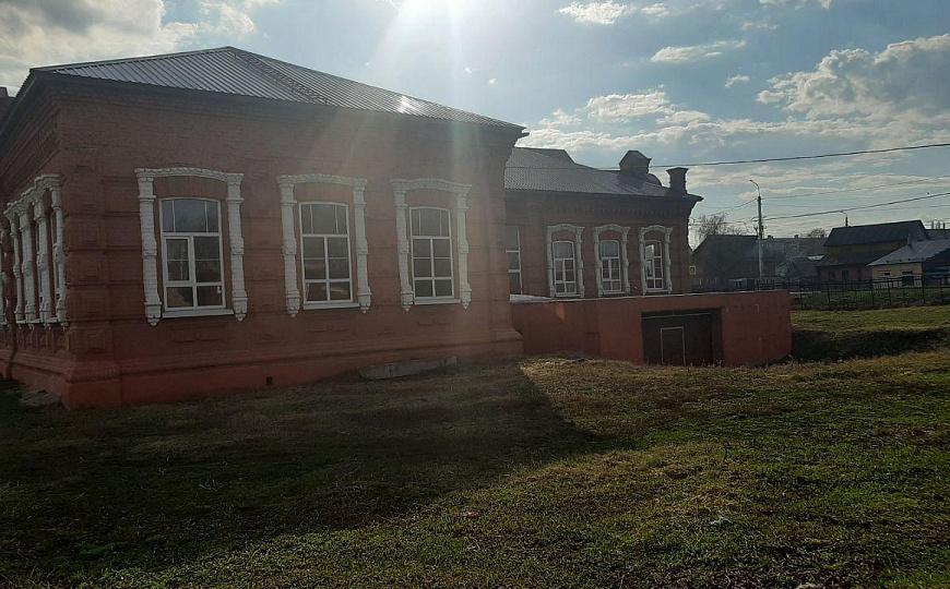 Отдельно стоячее здание фото