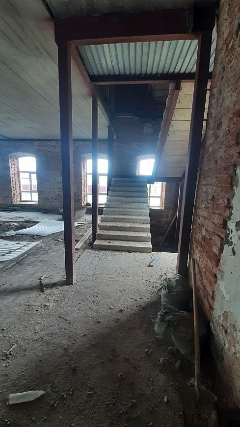 Отдельно стоячее здание фото