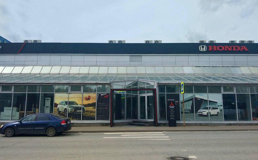 Аренда 324 м2 под шоурум автосалона на 1 линии ул.Мирной фото