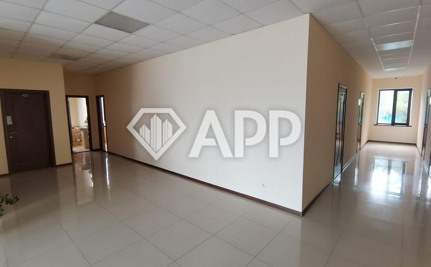 Продаю бизнес-центр/офисный центр, 1 554 м² фото