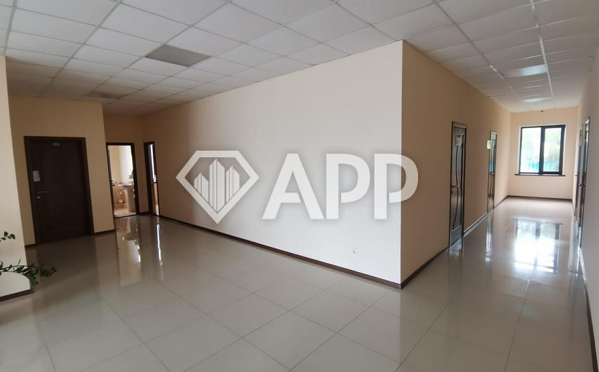 Продаю бизнес-центр/офисный центр, 1 554 м² фото