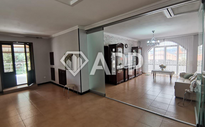 Продаю бизнес-центр/офисный центр, 1 554 м² фото