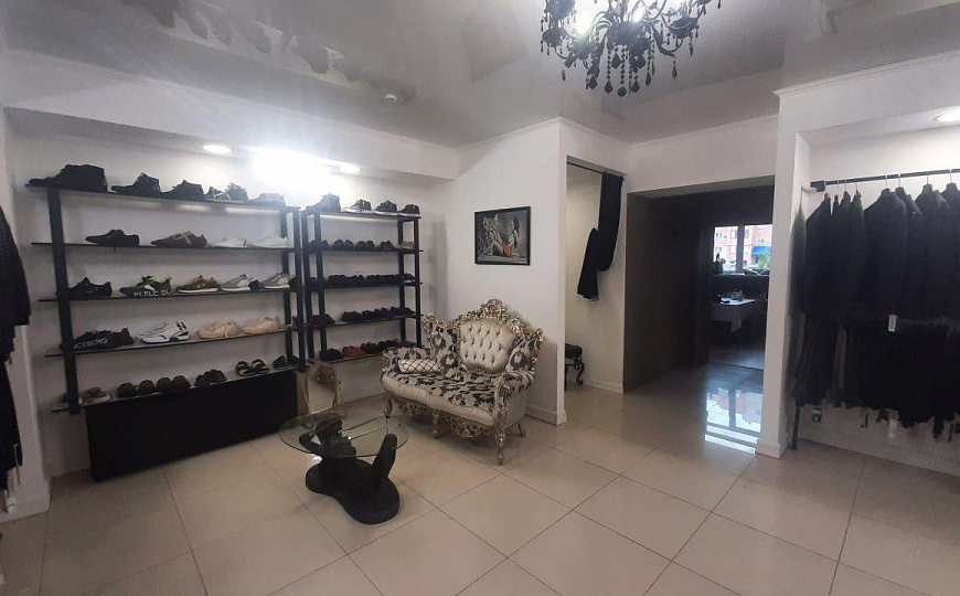 помещение на Лазурная 11 фото