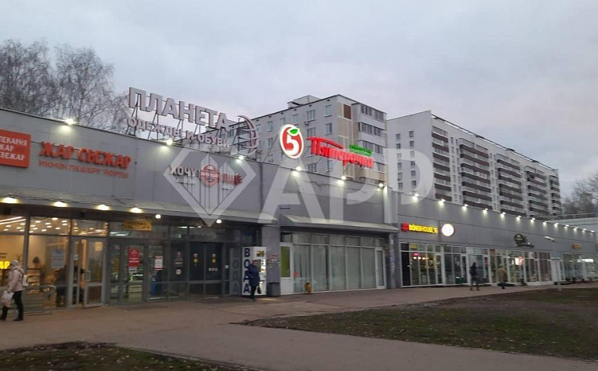 Продам помещение в торговом центре фото