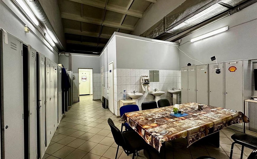 Производственно-складские помещения 1106 м2 на ул. Мирной фото