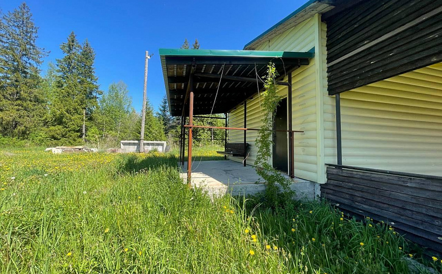 Продам два объекта общей площадью 271м² и земельным участком 30 соток в живописном месте фото