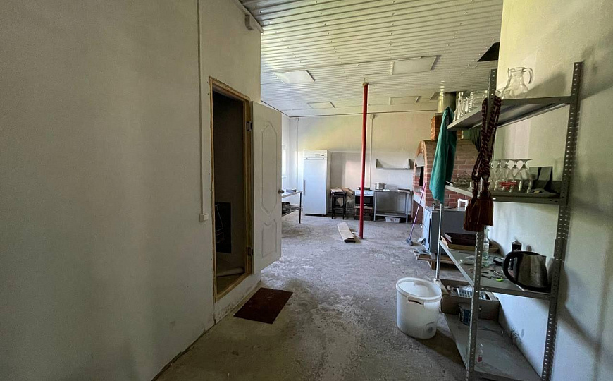 Продам два объекта общей площадью 271м² и земельным участком 30 соток в живописном месте фото