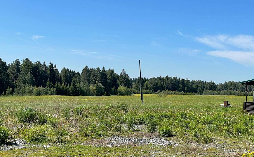 Продам два объекта общей площадью 271м² и земельным участком 30 соток в живописном месте фото