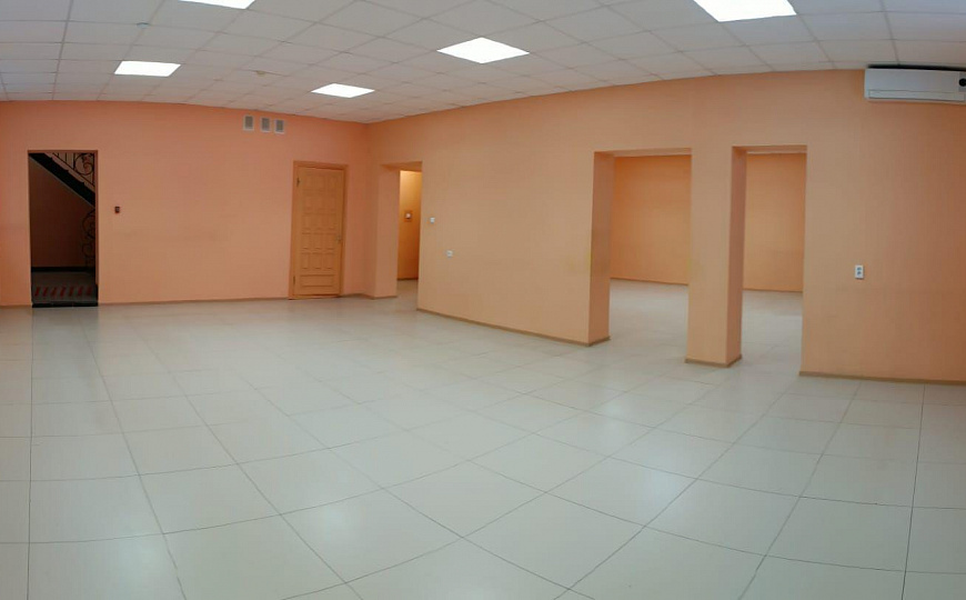 Помещения свободного назначения в отдельно стоящем здании фото