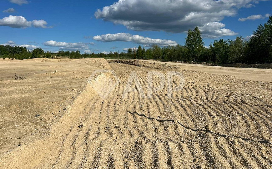 Продаю участок промышленного назначения фото