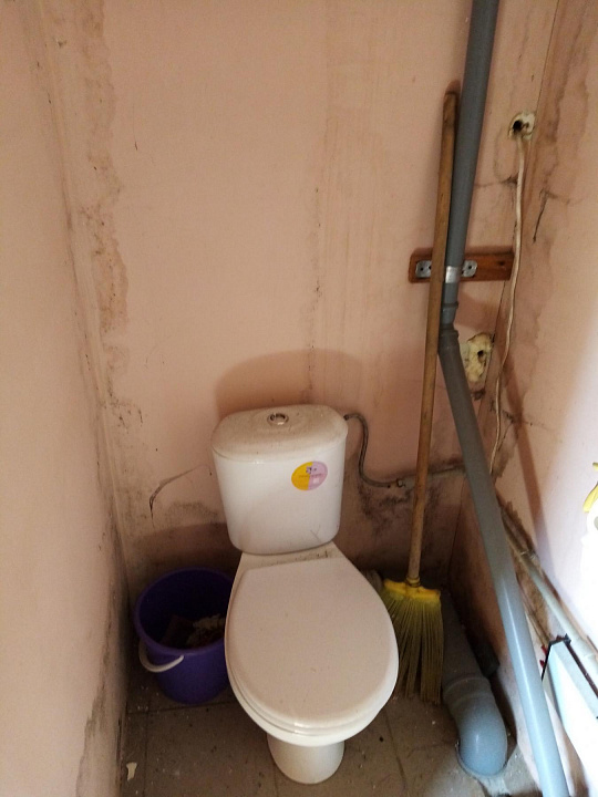 Склад  378 м²+ 777 м2 земля. фото