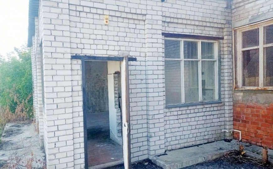 Складское помещение 895м² на земле 1Га фото