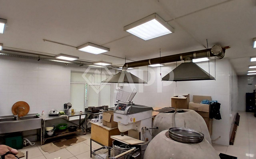 Помещение свободного назначения фото