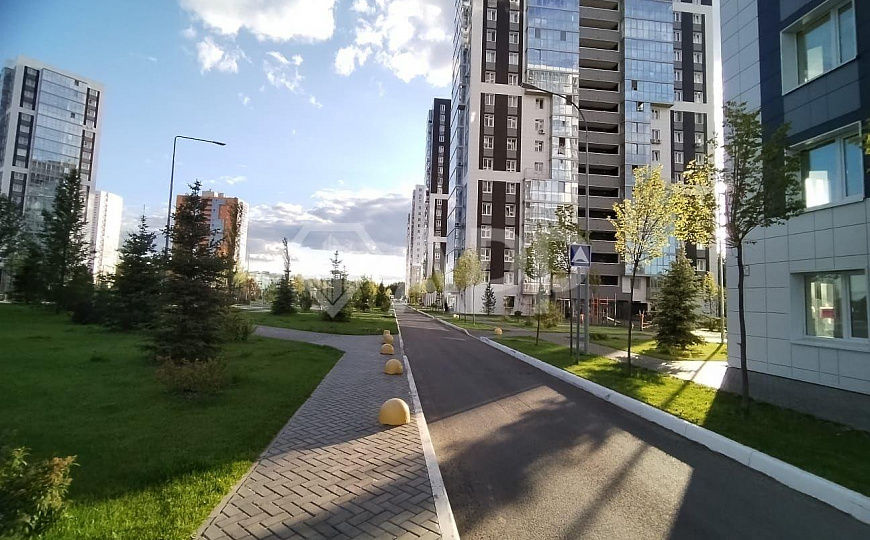 Продаю торговое, офисное помещение 63 м² в новом ЖК фото