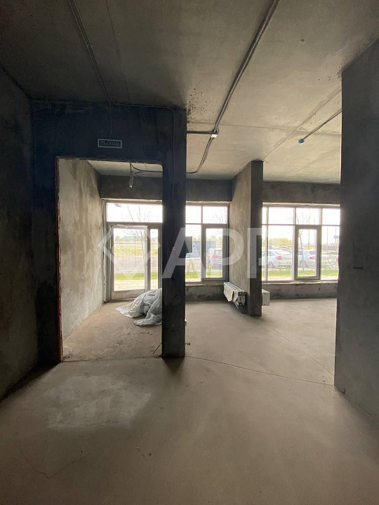 Продаю торговое, офисное помещение 63 м² в новом ЖК фото