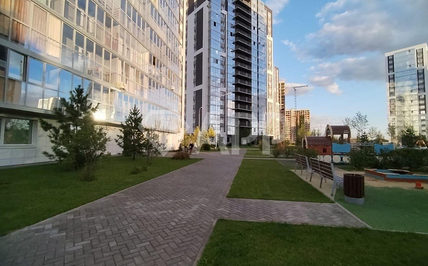 Продаю торговое, офисное помещение 63 м² в новом ЖК фото
