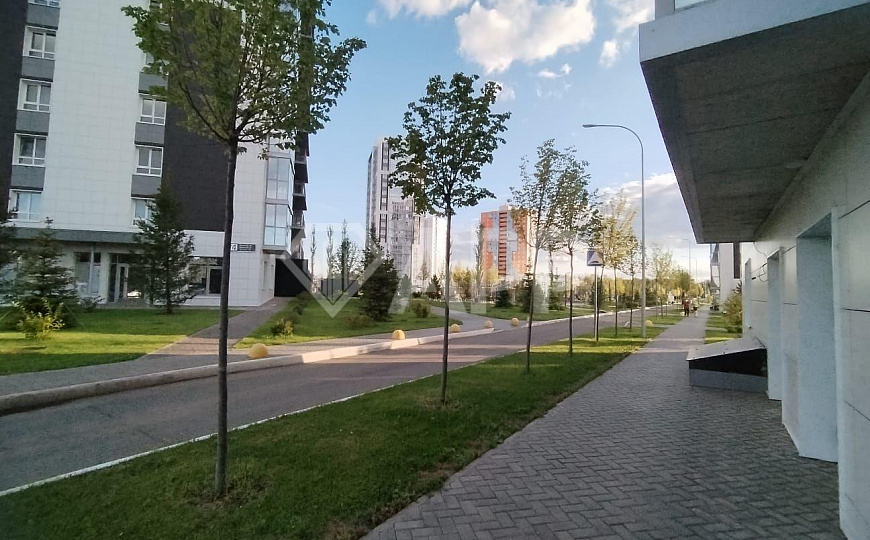 Продаю торговое, офисное помещение 63 м² в новом ЖК фото