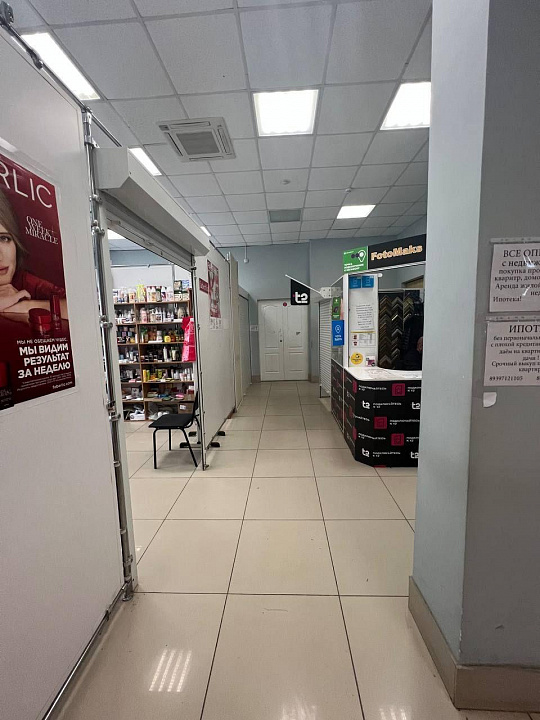 Торговое помещение, 46 м² фото