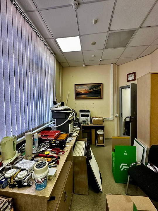 Аренда 272 м2 в новом здании в центре г.Новокуйбышевска фото