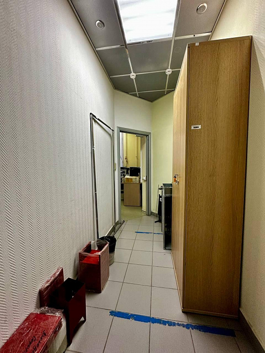 Аренда 272 м2 в новом здании в центре г.Новокуйбышевска фото