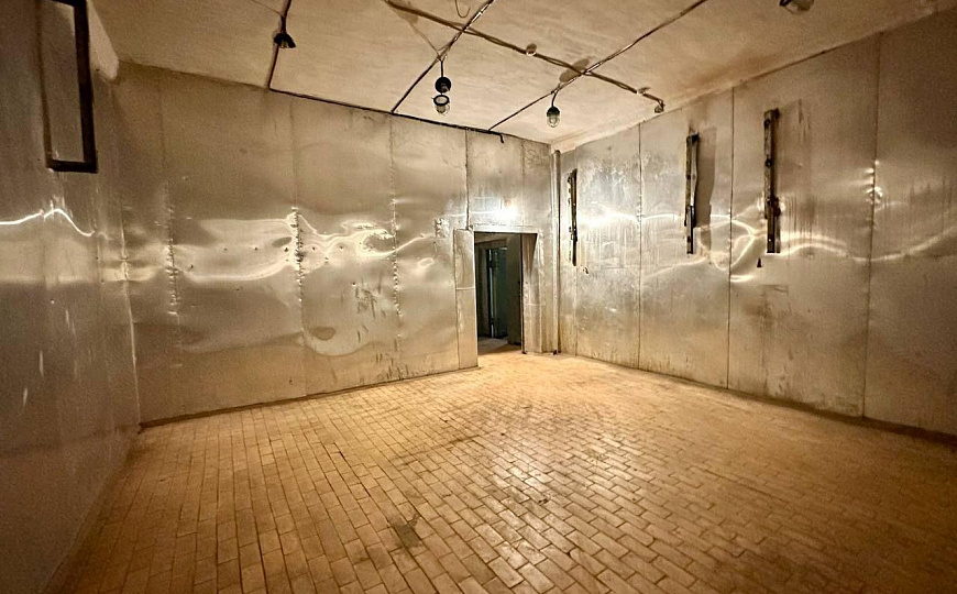 Производственно-складское помещение 687 м2 фото