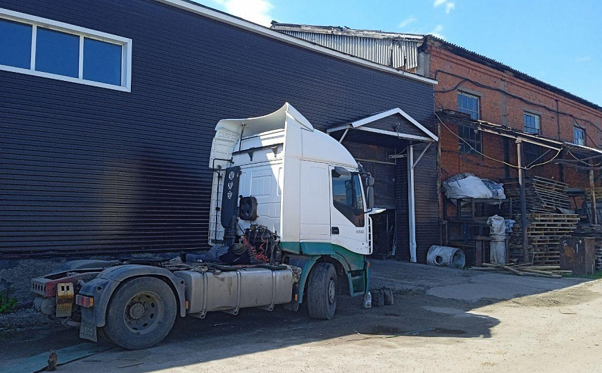 Производственное помещение со своим офисом фото