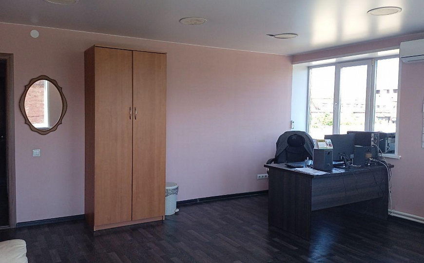 Производственное помещение со своим офисом фото