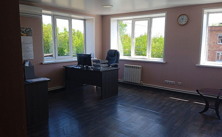 Производственное помещение со своим офисом фото